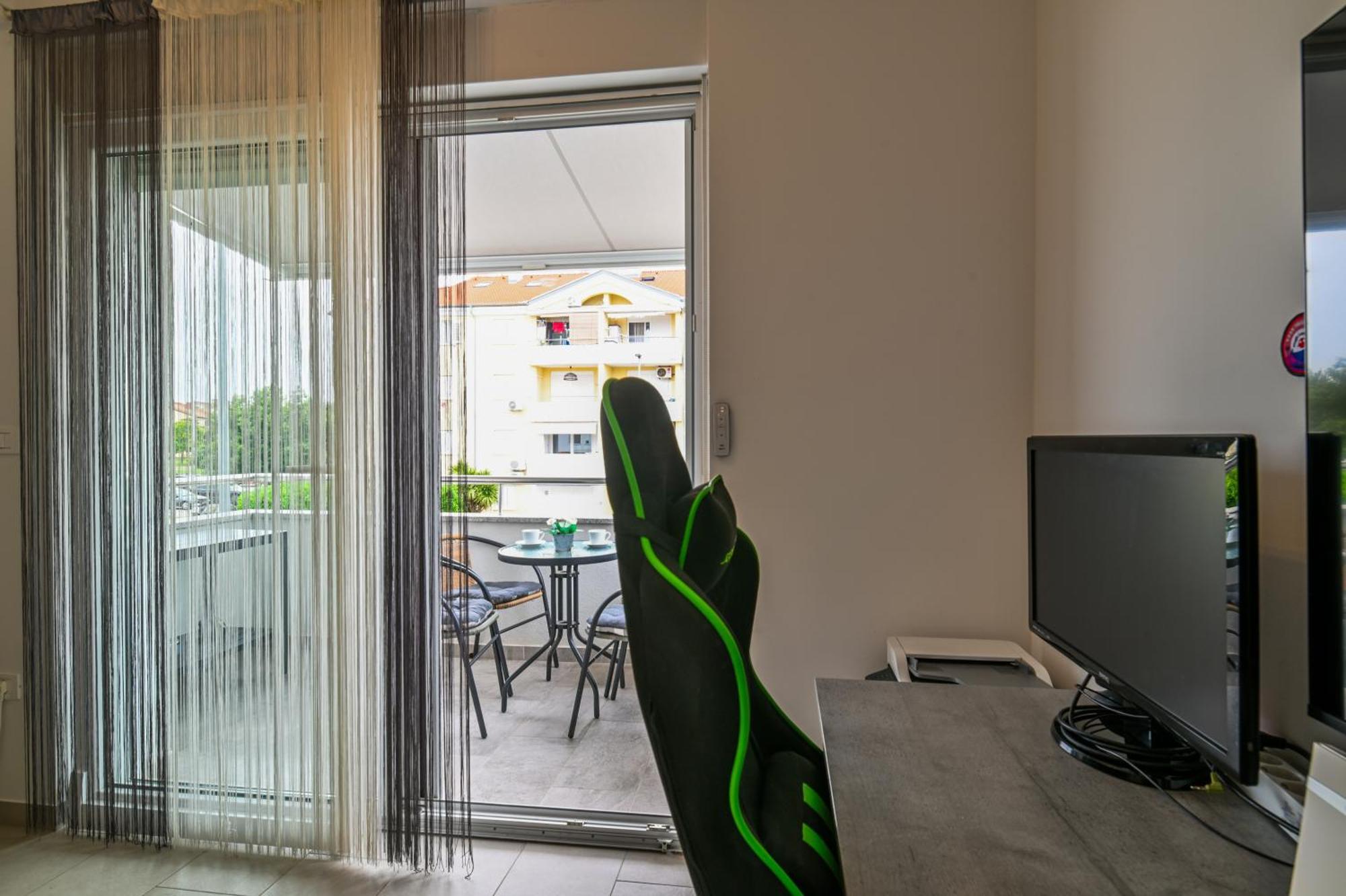 Apartment Uma Umag Exteriör bild